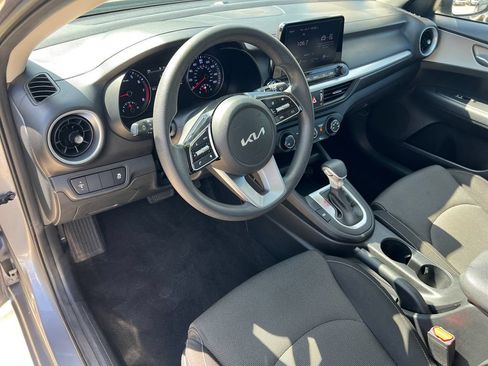 Used 2024 Kia Forte LXS FWD image 18