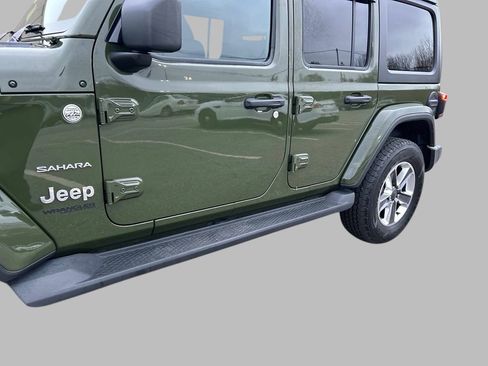 Used 2021 Jeep Wrangler Unlimited Sahara w/ LED Lighting Group image 19