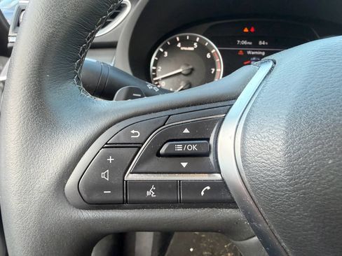 Used 2022 INFINITI QX50 Pure AWD/4WD image 16
