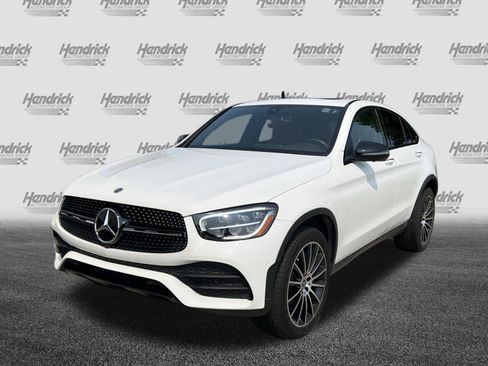 Used 2020 Mercedes-Benz GLC 300 4MATIC Coupe image 5