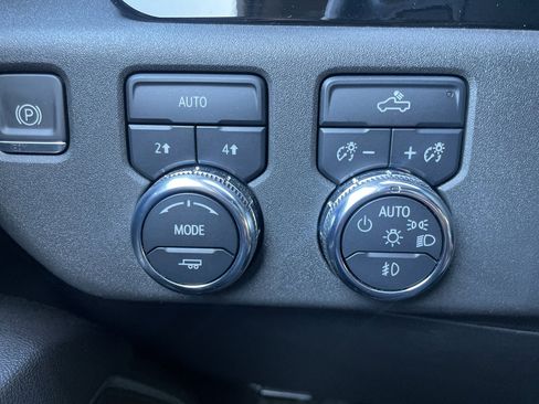 Used 2023 GMC Sierra 1500 Elevation AWD/4WD image 25