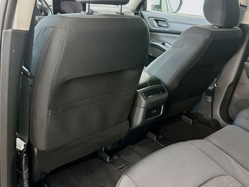 Used 2025 Nissan Pathfinder SV AWD/4WD image 27