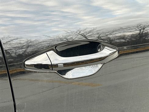 New 2025 Kia K4 LXS image 6