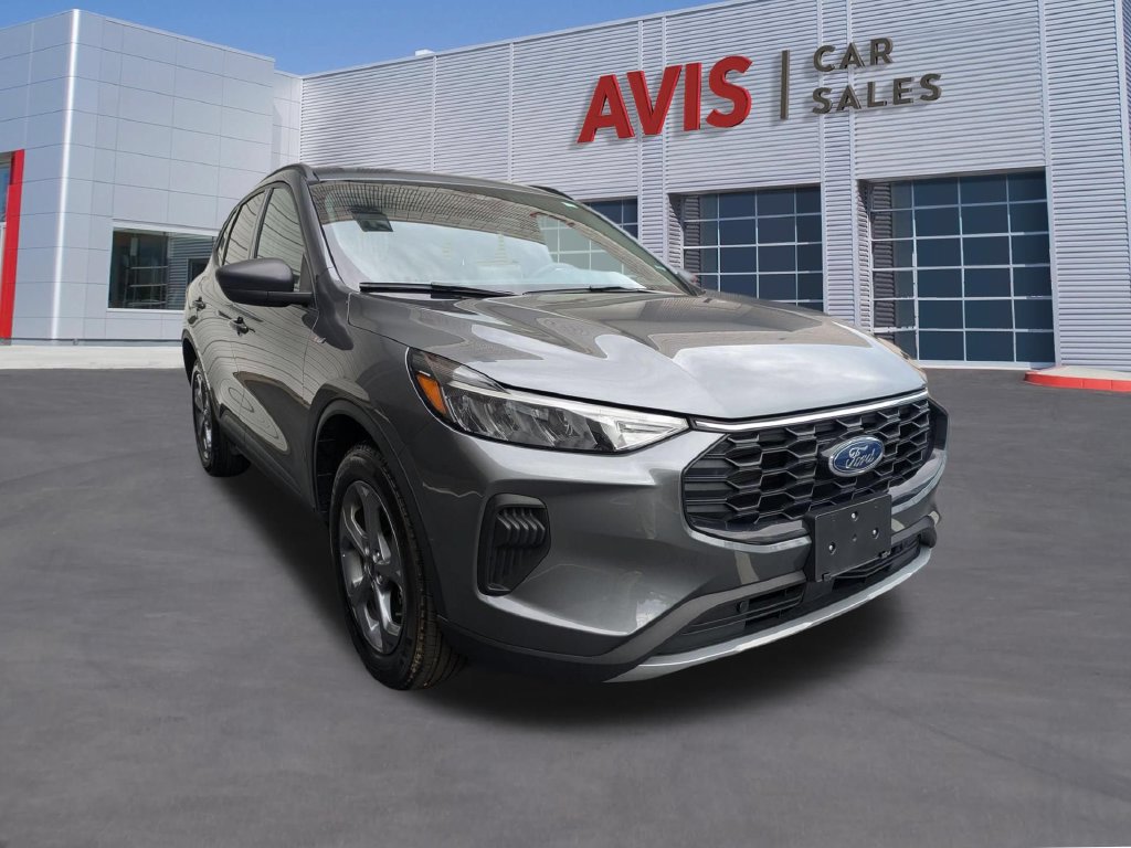 Used 2025 Ford Escape ST-Line AWD/4WD image 3