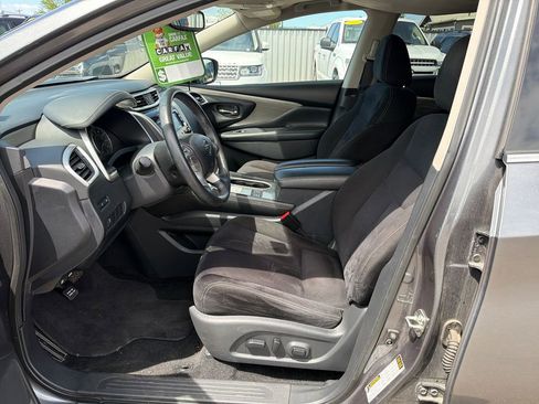 Used 2018 Nissan Murano SV w/ Premium Package AWD/4WD image 12