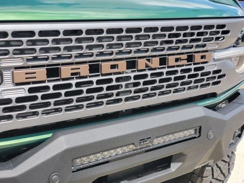 Used 2024 Ford Bronco Badlands AWD/4WD image 29