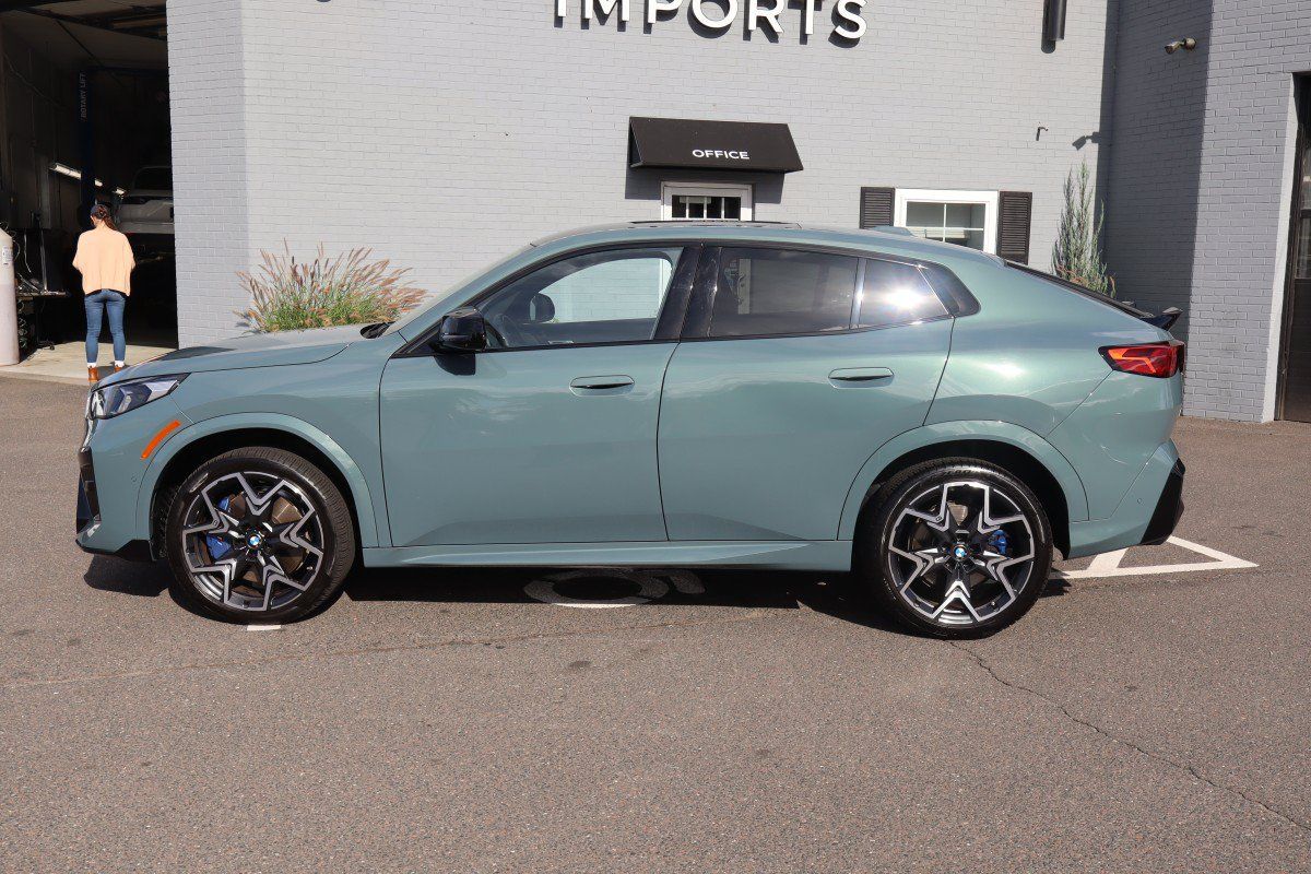 Used 2026 BMW X2 M35i AWD/4WD image 9