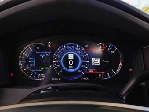 Used 2019 Cadillac Escalade ESV Premium Luxury image 49