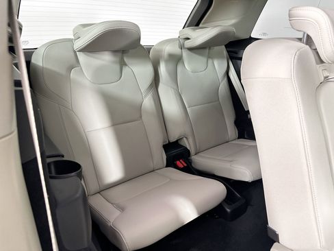 New 2025 Volvo XC90 T8 Core w/ Protection Package Premier image 29