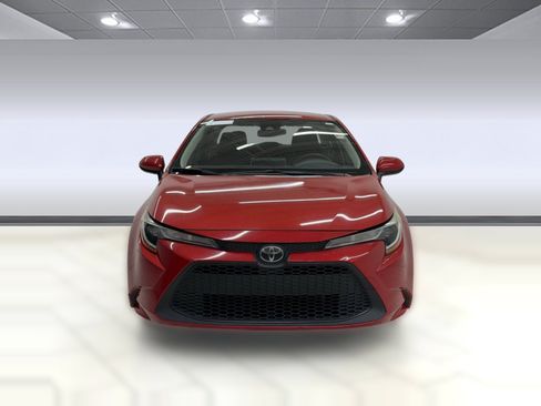Used 2020 Toyota Corolla LE FWD image 5