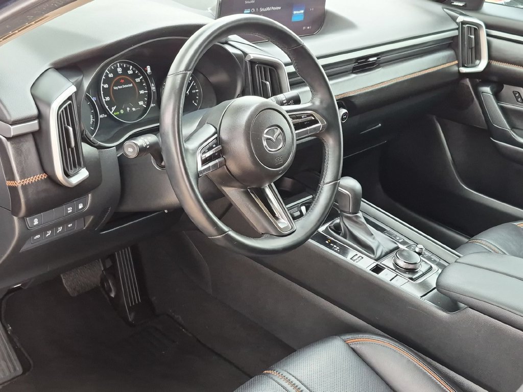 Used 2025 MAZDA CX-50 AWD 2.5 Hybrid w/ Premium Pkg image 15