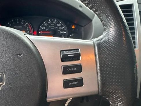 Used 2017 Nissan Frontier SV w/ SV Value Truck Package AWD/4WD image 22