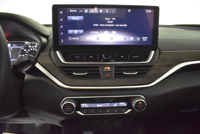 Certified 2025 Nissan Altima 2.5 SV w/ SV Premium Package AWD/4WD image 19