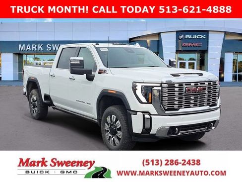 New 2026 GMC Sierra 2500 Denali w/ Denali Reserve Package image 3