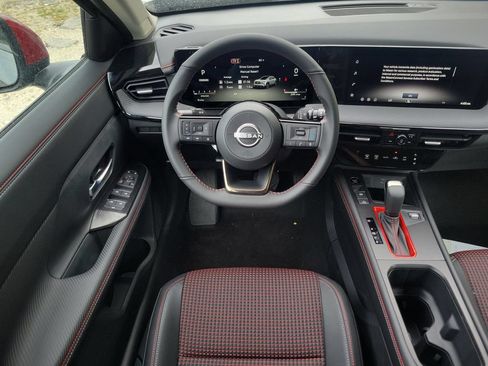 New 2026 Nissan Kicks SR FWD image 18