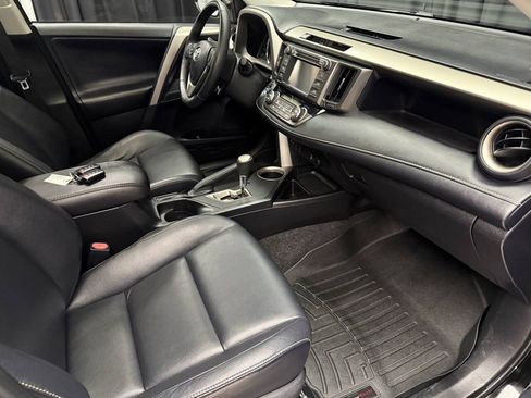 Used 2013 Toyota RAV4 Limited AWD/4WD image 20