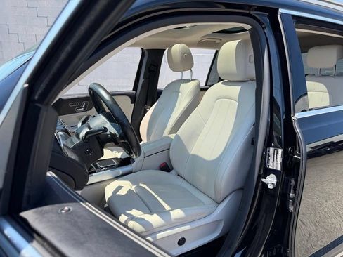 Used 2022 Mercedes-Benz GLB 250 4MATIC image 24
