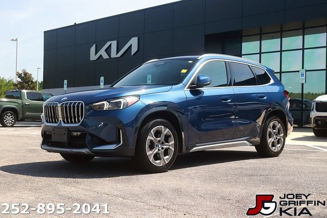 Used 2025 BMW X1 xDrive28i AWD/4WD image 1