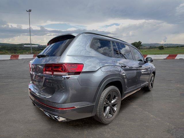 Used 2021 Volkswagen Atlas SE w/ Panoramic Sunroof Package AWD/4WD image 3