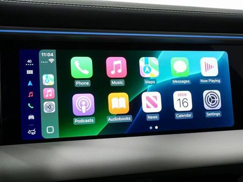 New 2026 Porsche Macan 4S Electric image 17