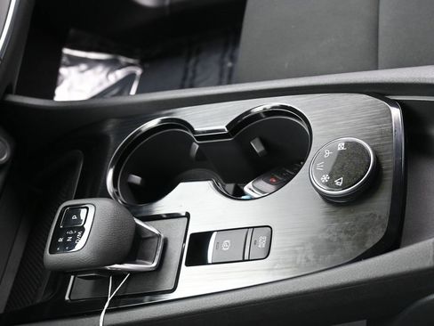 Certified 2025 Nissan Rogue S image 21