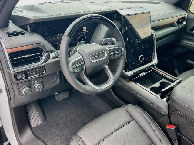 New 2027 GMC Yukon Denali w/ Sun & Power Step Package RWD image 6