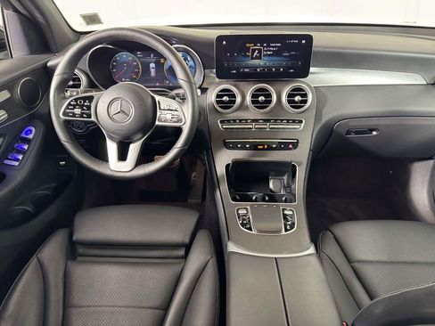 Used 2022 Mercedes-Benz GLC 300 4MATIC image 5