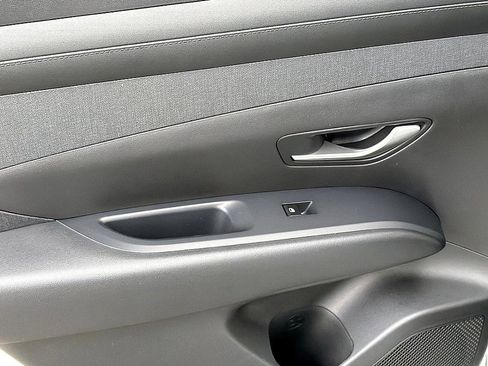 Used 2025 Hyundai Tucson SEL image 9