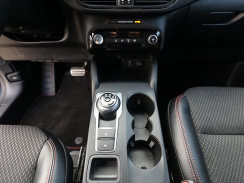 Used 2023 Ford Escape ST-Line w/ Tech Pack #1 AWD/4WD image 19