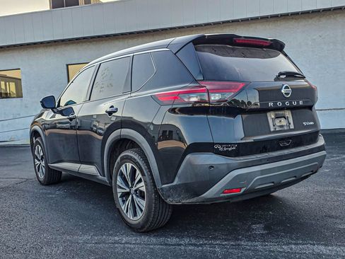 Used 2021 Nissan Rogue SV AWD/4WD image 4