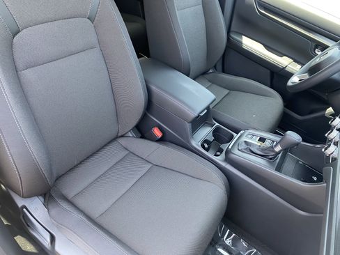 Used 2026 Honda CR-V EX image 8