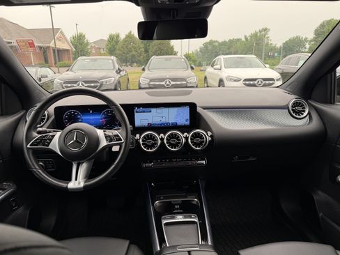 Certified 2025 Mercedes-Benz GLA 250 4MATIC image 11