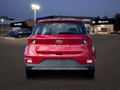 New 2026 Hyundai Venue SE image 6