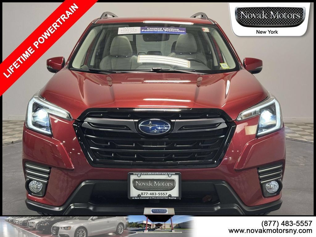 Used 2022 Subaru Forester Limited AWD/4WD image 2