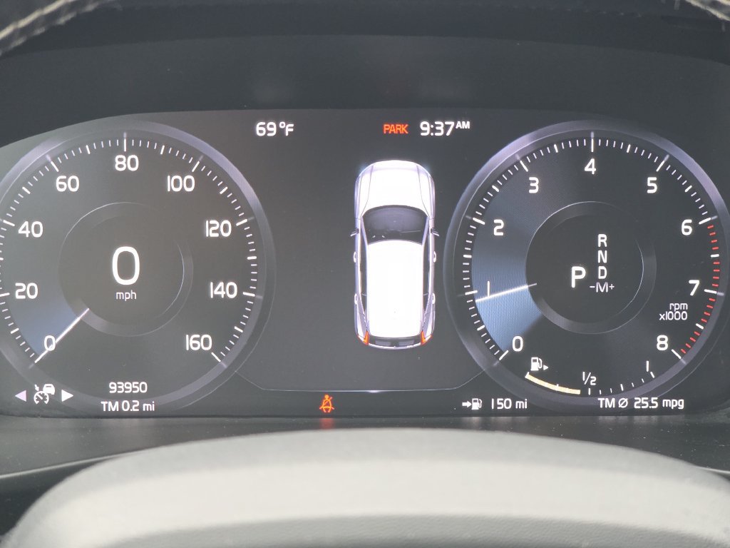 Used 2020 Volvo XC40 T5 R-Design w/ Protection Package Premier AWD/4WD image 23