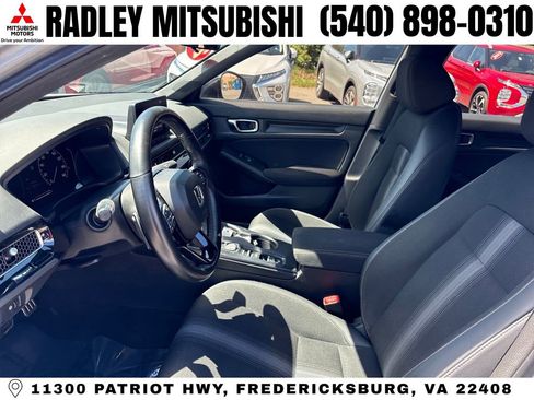 Used 2024 Honda Civic Sport image 6