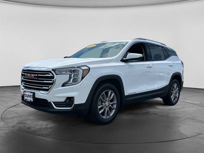 Used 2024 GMC Terrain SLT