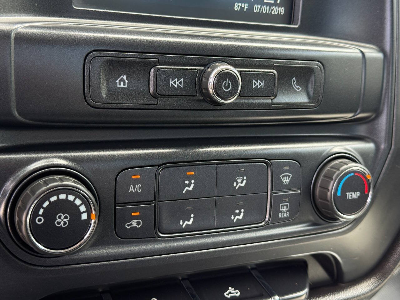 Used 2019 Chevrolet Silverado 2500 W/T AWD/4WD image 21