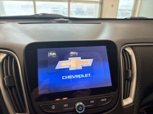 Used 2024 Chevrolet Malibu LT image 20