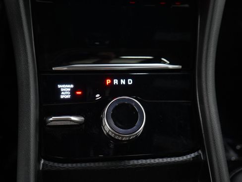 Used 2024 Jeep Grand Cherokee Limited w/ Luxury Tech Group II AWD/4WD image 23