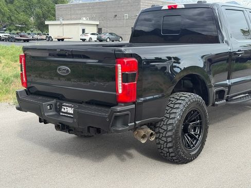 Used 2023 Ford F350 Lariat w/ Lariat Ultimate Package AWD/4WD image 9
