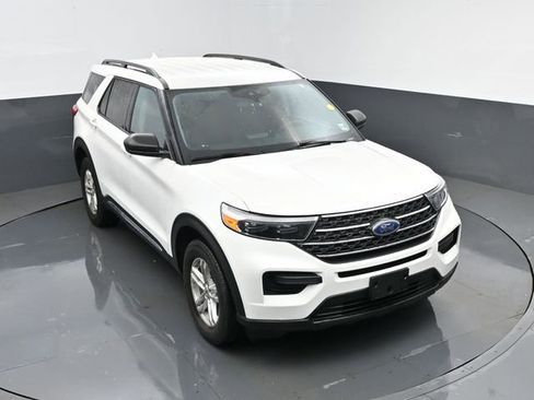 Used 2022 Ford Explorer XLT image 21
