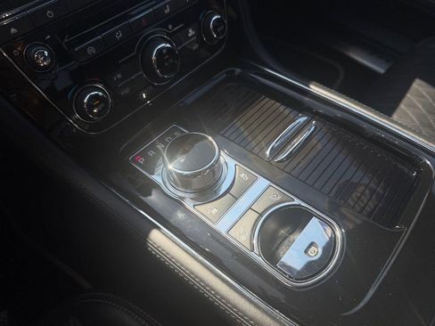 Used 2019 Jaguar XJ L Portfolio image 23