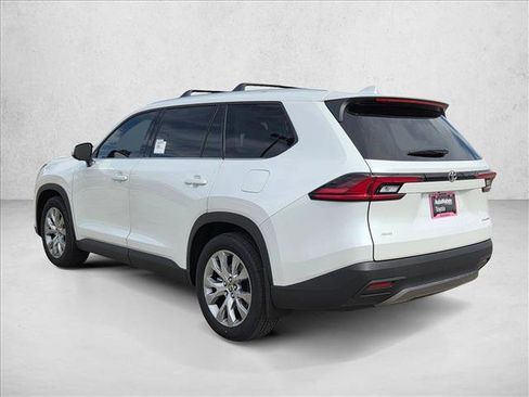 New 2026 Toyota Grand Highlander AWD image 9