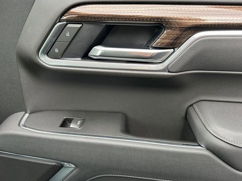 New 2025 Chevrolet Silverado 1500 LT w/ Leather Package image 19