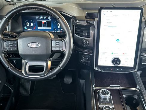 Certified 2023 Ford Expedition Platinum AWD/4WD image 14