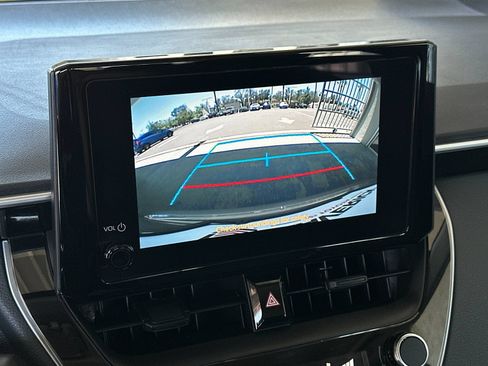 Used 2024 Toyota Corolla LE FWD image 16