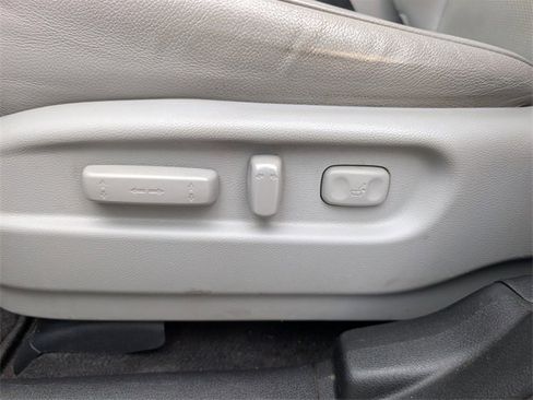 Used 2016 Honda Pilot Elite image 16