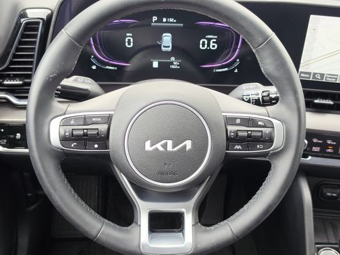 Used 2025 Kia Sportage EX w/ Premium Package FWD image 13