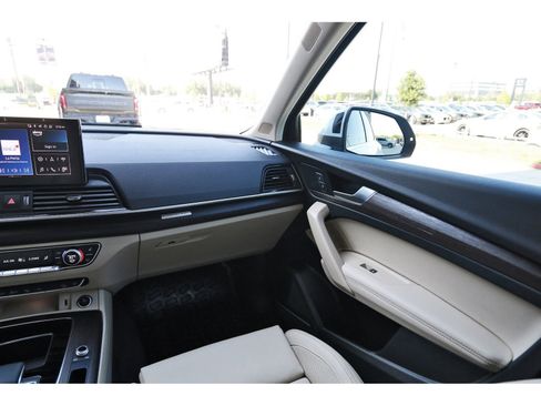 Used 2024 Audi Q5 2.0T Prestige AWD/4WD image 12